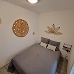 Agreable T2 A 2 Pas De La Apartment *