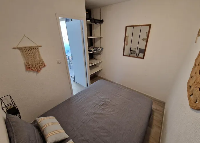 Appartement T2 à 2 Pas De La *